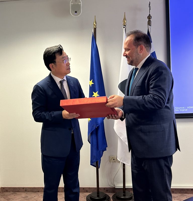 A bilateral meeting between the Hellenic Industrial Property Organisation (OBI) and a delegation of the Chinese National Intellectual Property Administration (CNIPA).